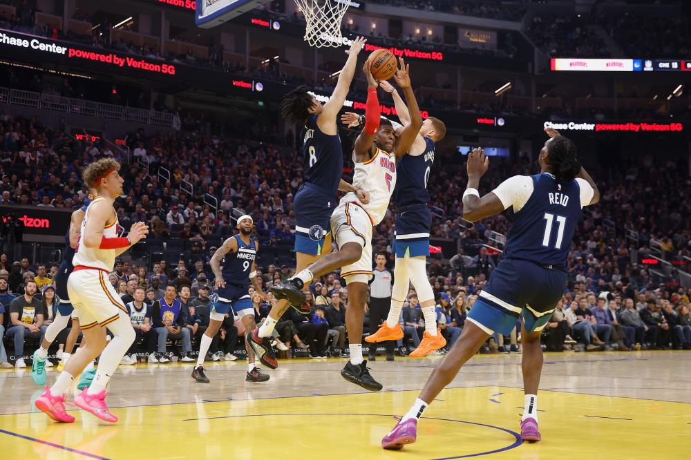 括外线防守 括外线防守