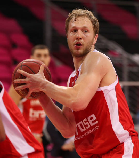 确保每一场 确保每一场