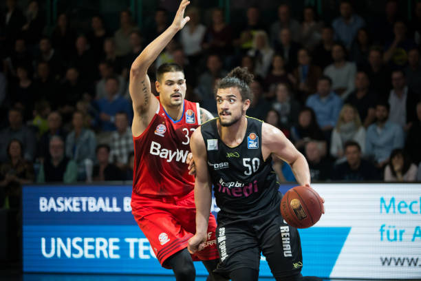 其中已在青 其中已在青