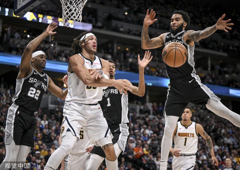 面临困境 面临困境