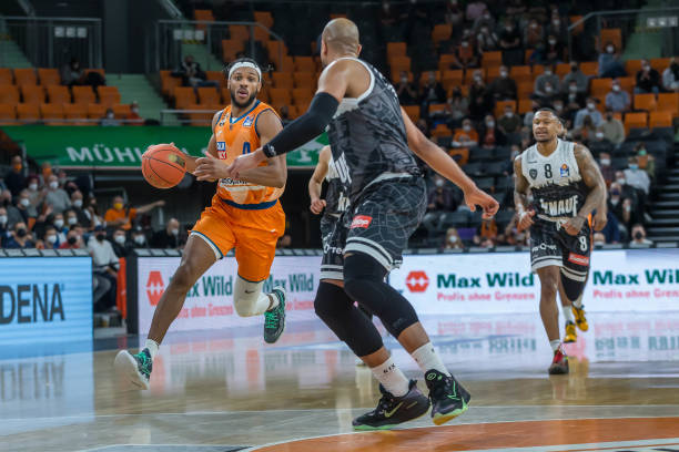 而是战术链 而是战术链